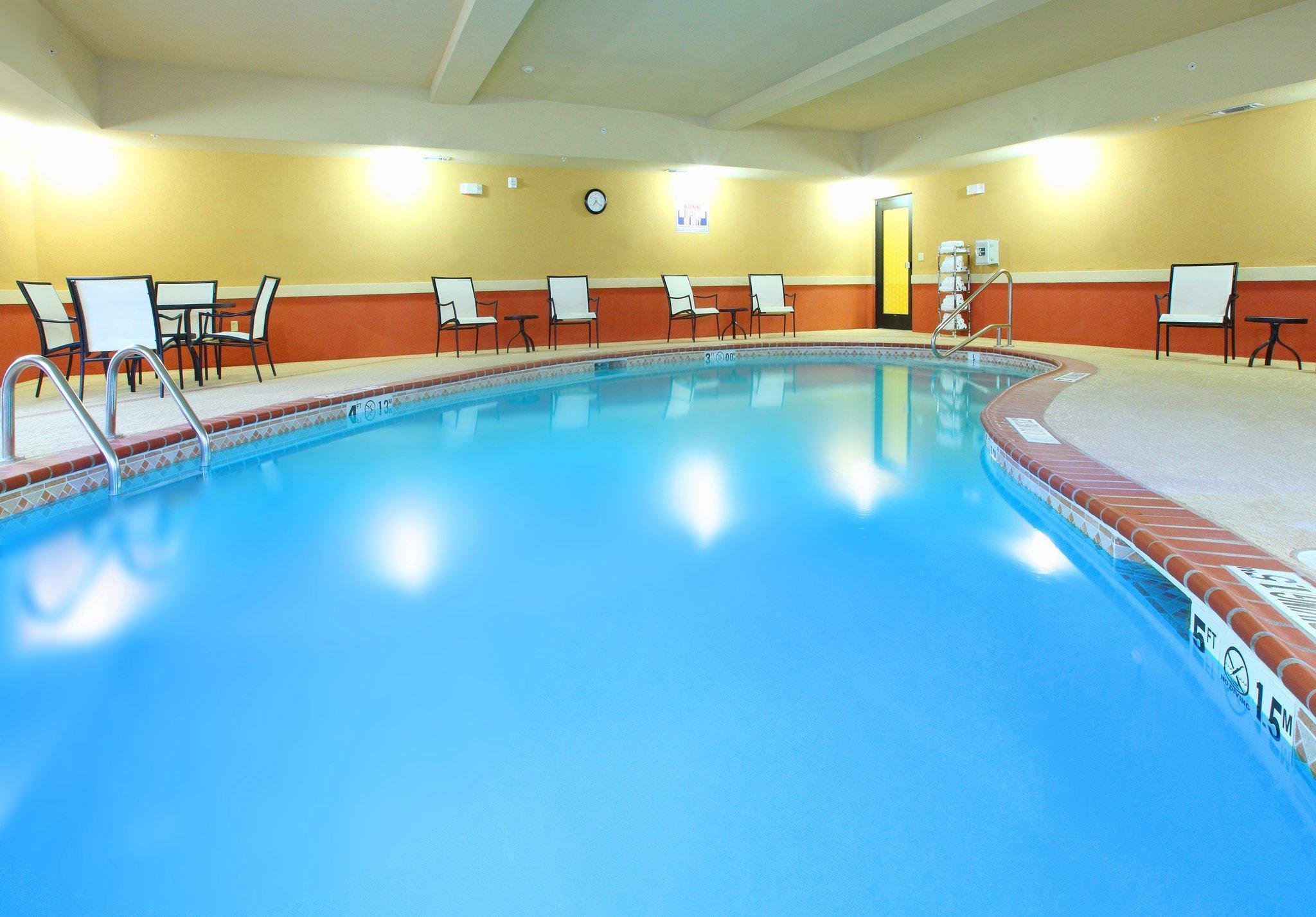 Holiday Inn Express & Suites Van Buren-Fort Smith Area, An Ihg Hotel Exterior foto